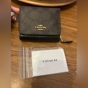 Coach Signature Brown and Black Wallet EUC